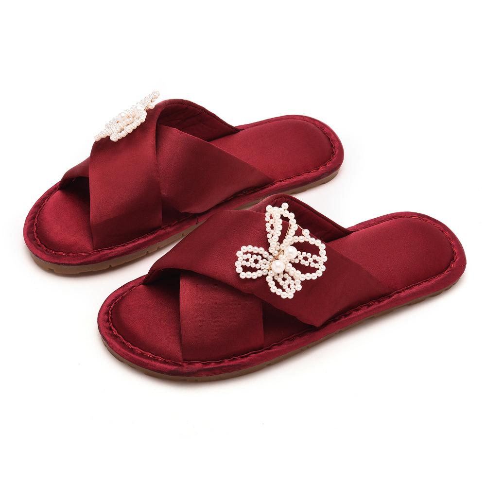 2024 Wedding Bridal Dressing Gown Slippers Wedding Festive Red A Couple of Indoor Slippers Bridesmaids Fancy