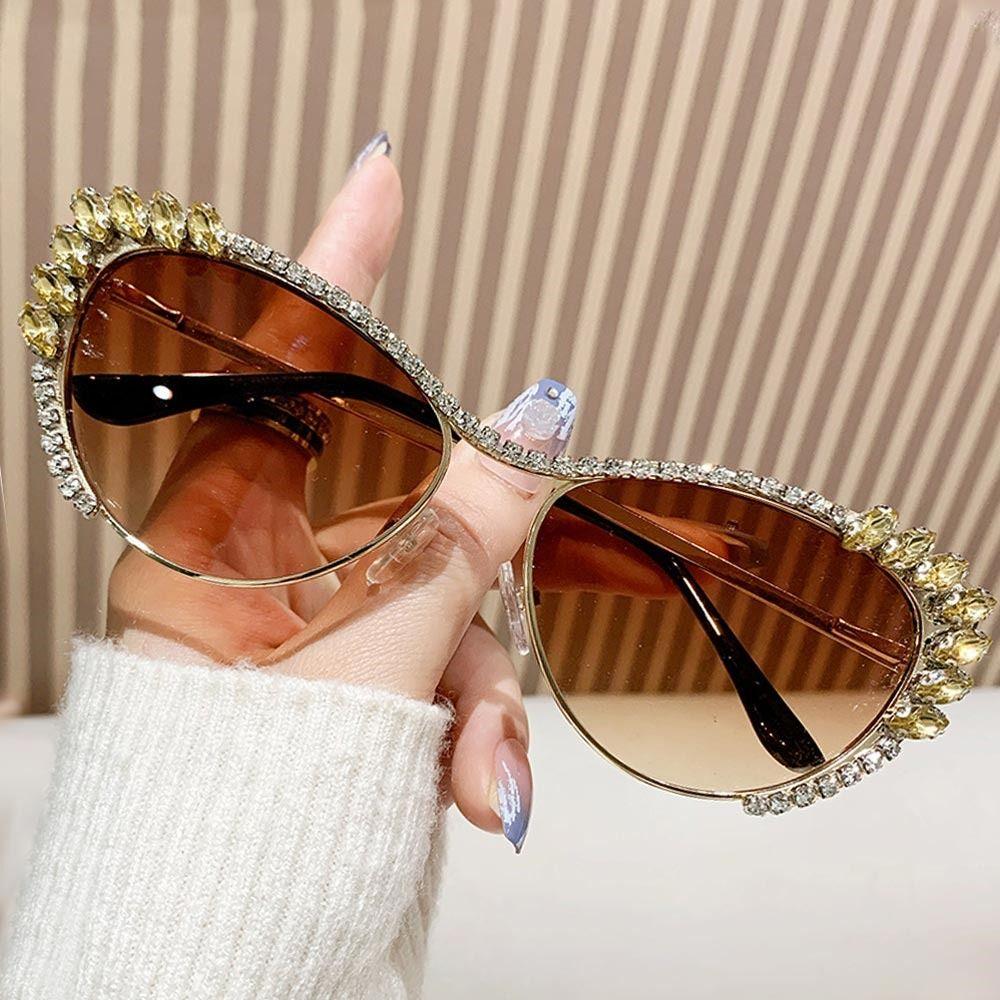 Fashion Cat-Eye Rhinestone Embellished Metal Sunglasses Street Style UV Protection Women's Shades Ladies Street Shooting Eyewear