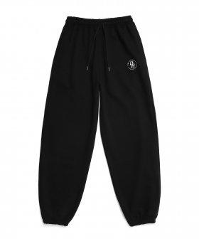 D.XO.H Circle Stack Logo Long Wide Pants [Black]
