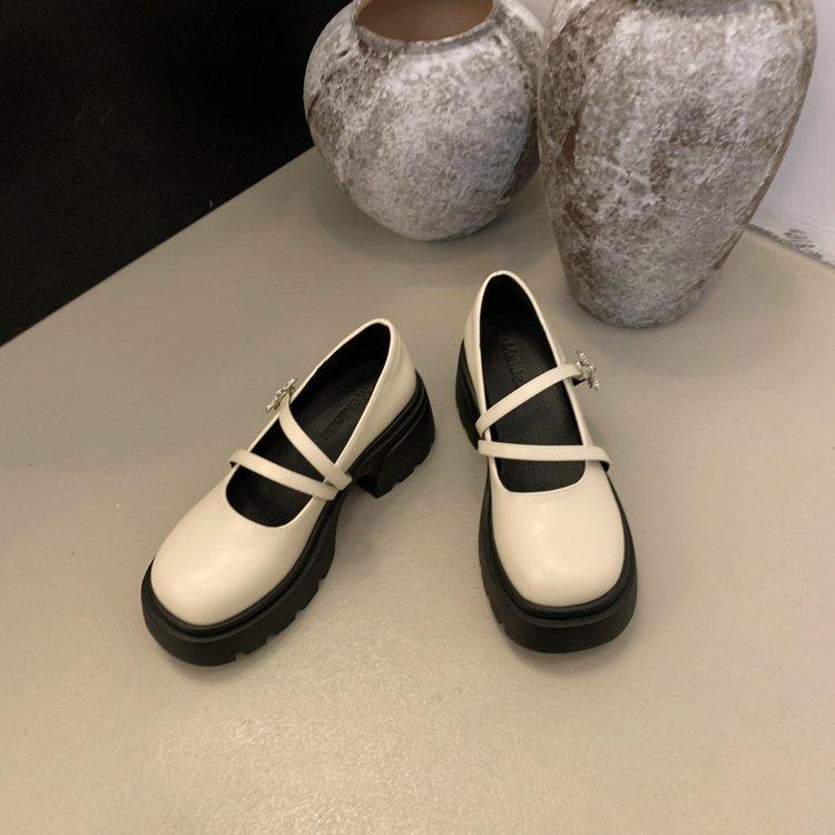 

Internet celebrity Japanese JK uniform preppy style small leather shoes women s 2025 spring new retro versatile platform platform Mary Jane shoes 40