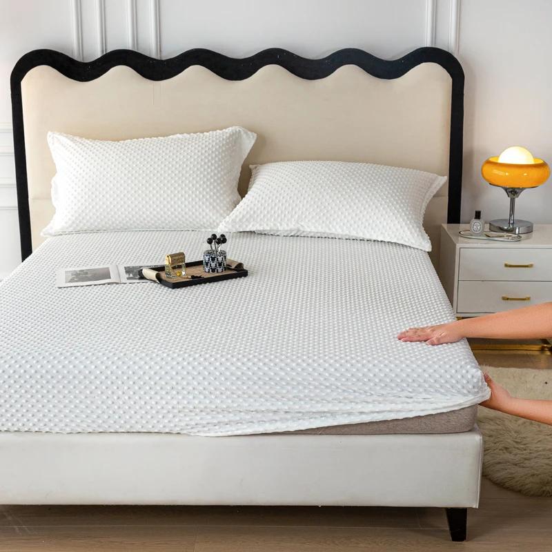 1pc Skin-friendly Fitted Sheet Velvet Bedsheets Plain Bed Cover  Winter Mattress Covers (No Pillowcase)