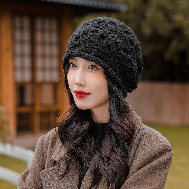 

Шапка ручной работы крючком женская осенне-зимняя универсальная теплая мягкая цветочная шапка-пуловер двухслойная вязаная шерстяная шапка головной убор M чёрный