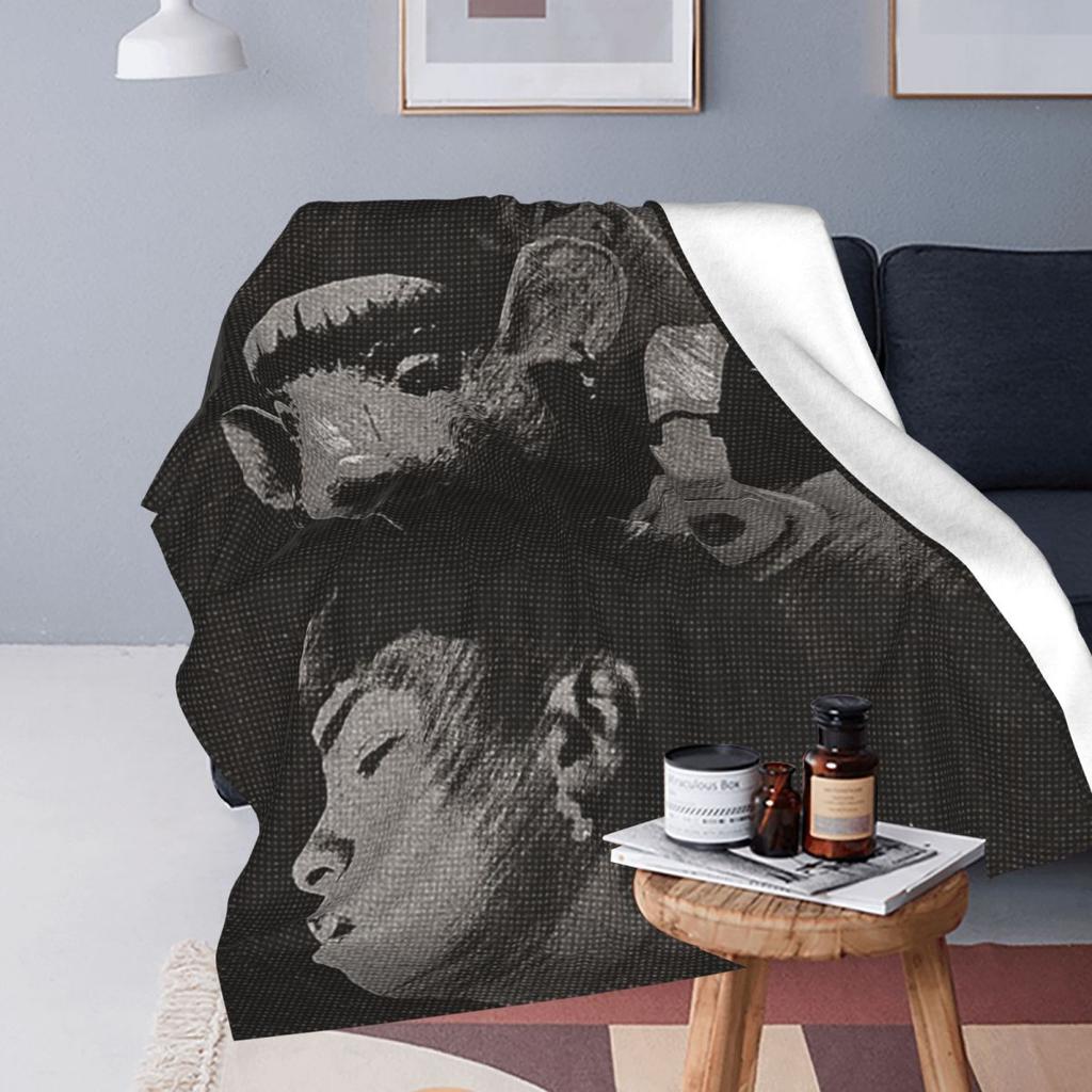 Rapper Milo J 166 Album Deluxe Blankets Fleece Sofa Throw Blanket Breathable for Couch Bedding Outdoor Throws Bedspread Quilt
