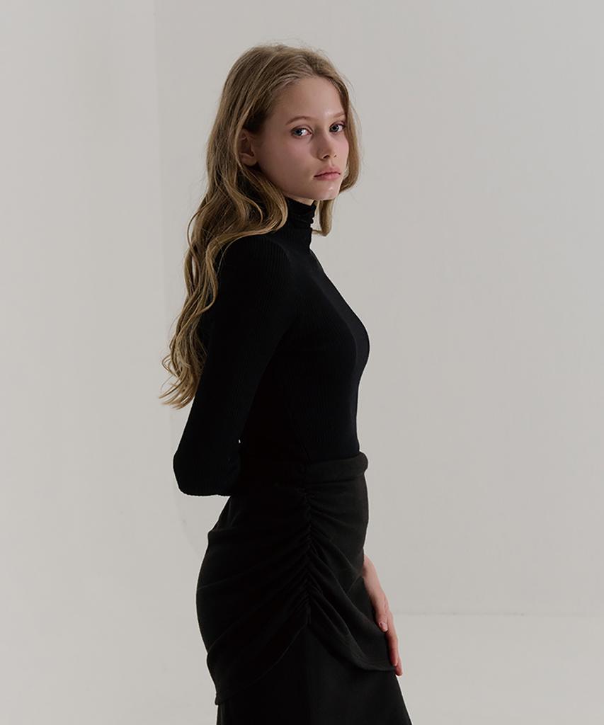 Kamino Ribbed Turtleneck Knit Black