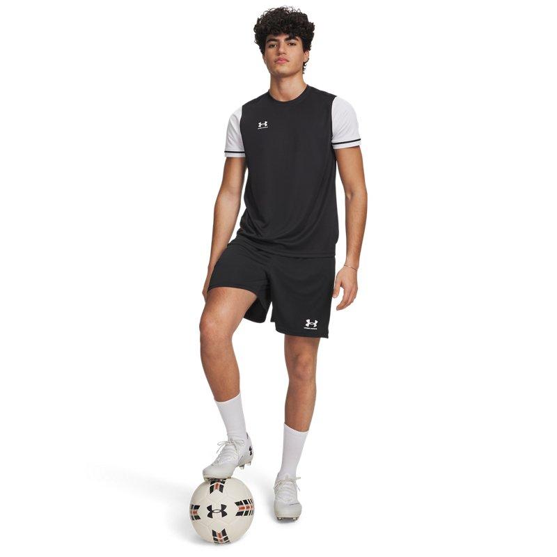 Under Armour Challenger Core Quick-Dry Moisture-Wicking Lace-Up Lightweight Soccer Casual Shorts Men shorts Black 1372691-001