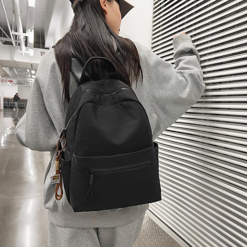 Školní batoh ve stylu college Dámský jednobarevný velkokapacitní batoh na dojíždění Pánský lehký batoh