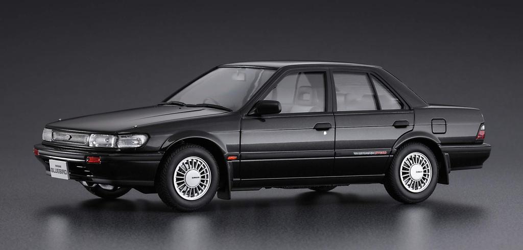 Hasegawa Historic Car Series Nissan Bluebird Sedan SSS Attesa Limited Early Model Plastic Model Kit HC33 1/24 4-Door (U12 Type)