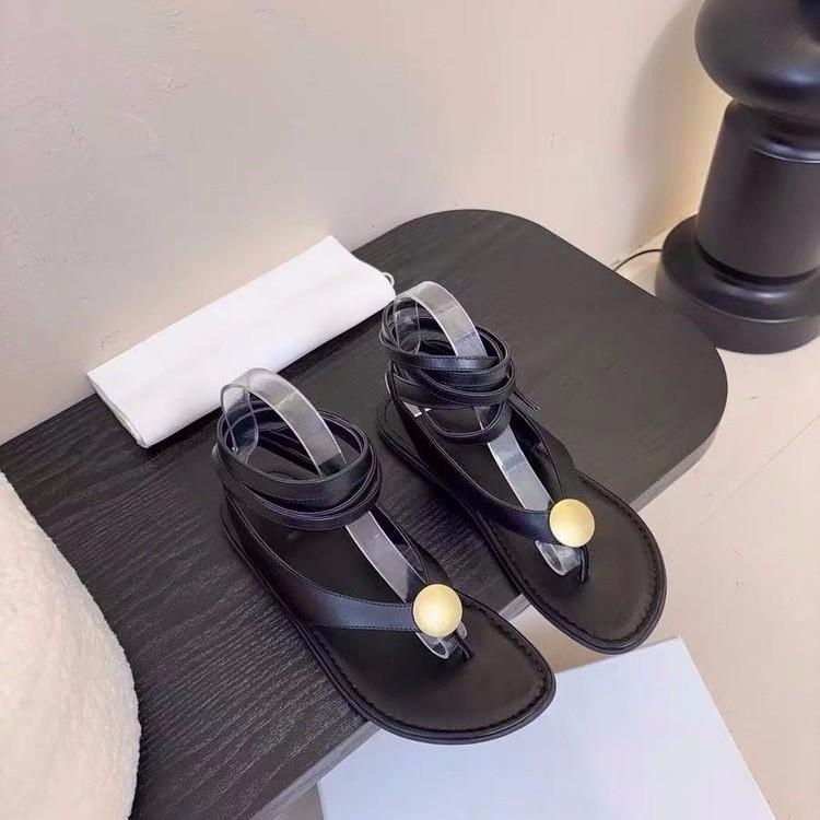 Herringbone sandals women's 2025 summer new round toes cross straps casual flat-bottomed fashion beach Roman shoes