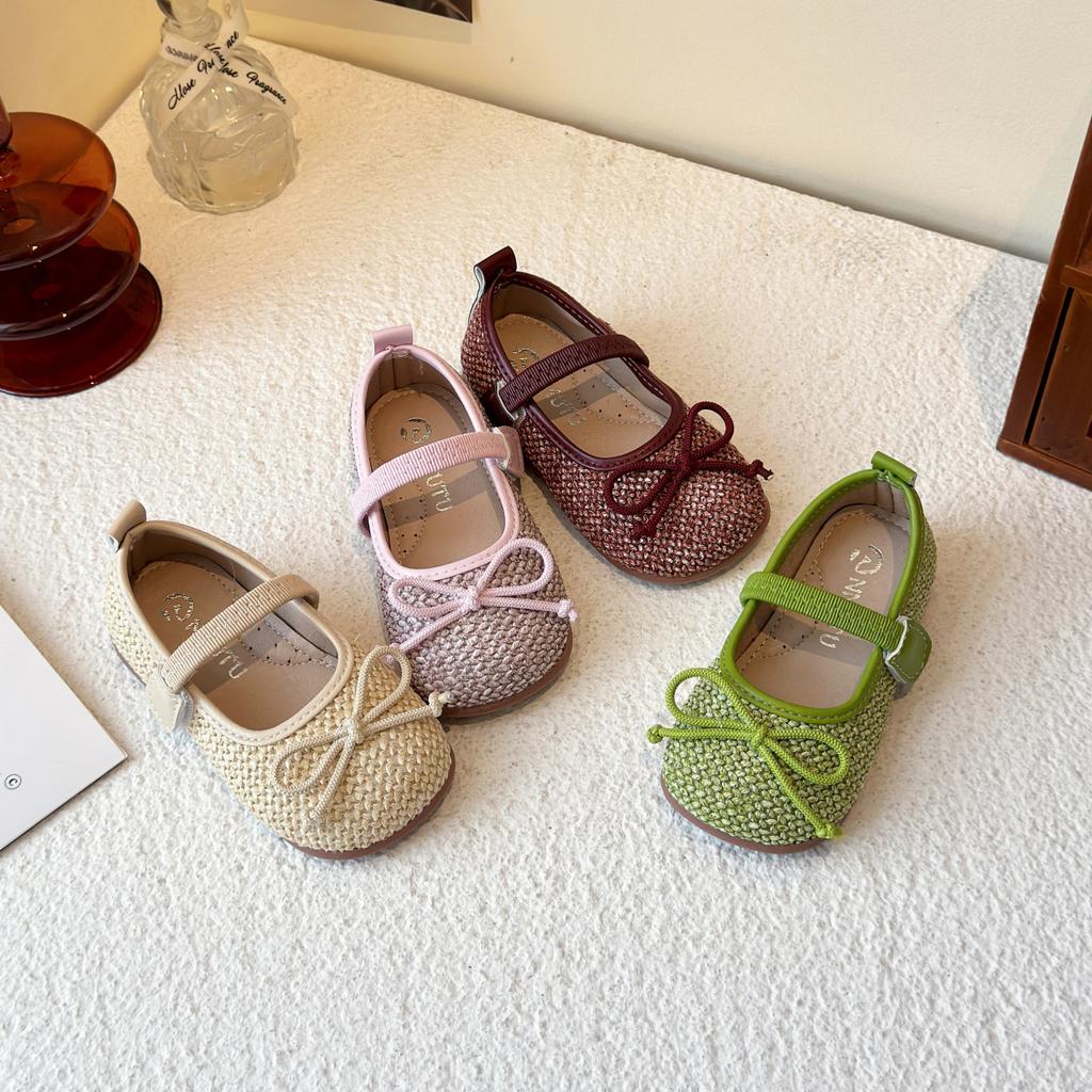 Korean version of girls' small leather shoes, foreign style Princess Alyssa shoes, shiny little fragrant children's shoes, performance shoes