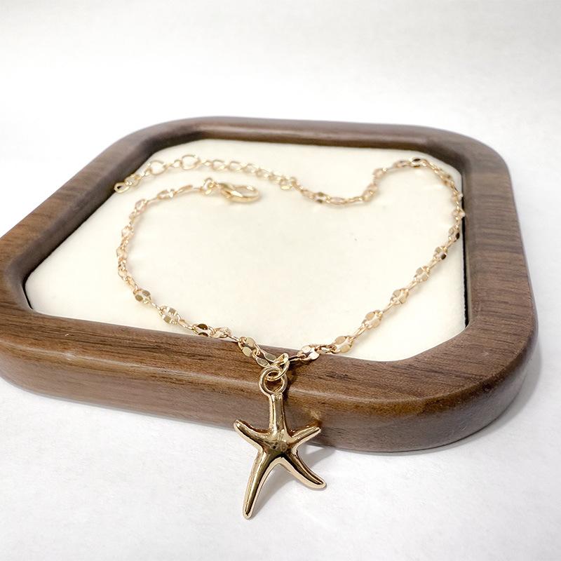 Gold Star Charm Anklet - Lightweight and Adjustable Fashion Accessory for Summer and Beach