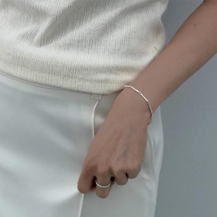 [925 Silver] Grainy Line Bracelet