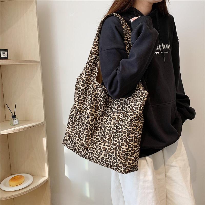 Leopard Print Tote Bag Women's Large Capacity Shoulder Bag Portable Underarm Bag