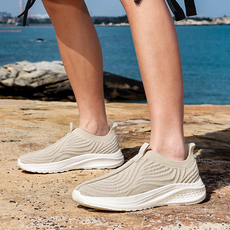 Fashion Lightweight Summer Women Sneakers Breathable Outdoor Sports Men Running Shoes Comfortable Socks Athletic Shoes Big Size 48