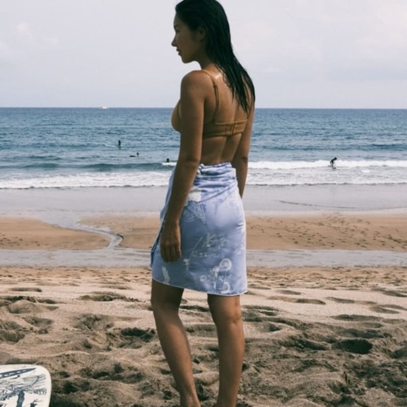 MATT AND MEL [Sarong] Surf Trip - Sky