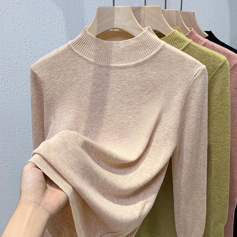 Dámský podzimní a zimní pletený top s polovičním vysokým límcem, jednobarevný, měkký, s lepkavým spodním lemem, strečový, s vnitřním pasovým lemováním