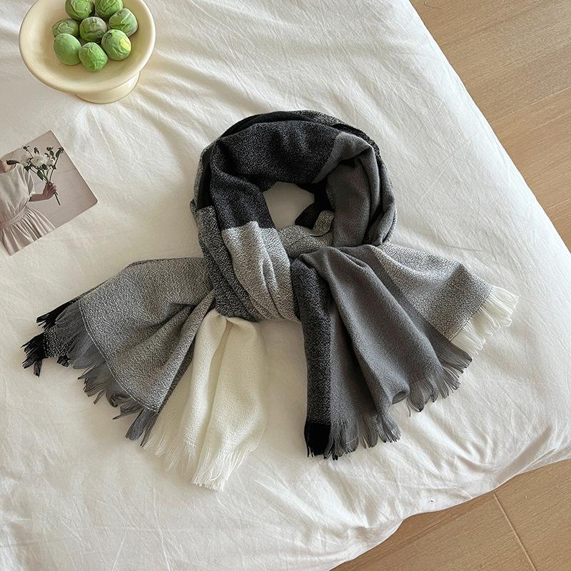 2024 Warm and Comfortable Checkered Imitation Cashmere Scarf for Women