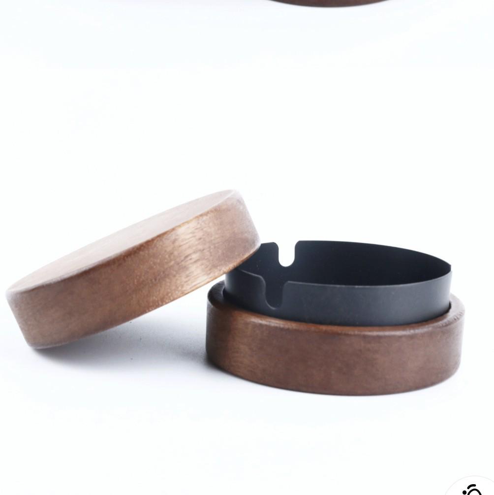 Gold-Stainless Steel Ashtray with Lid, Solid Wood Base – Anti-Ash Design for Home and Office, Ideal Gift.