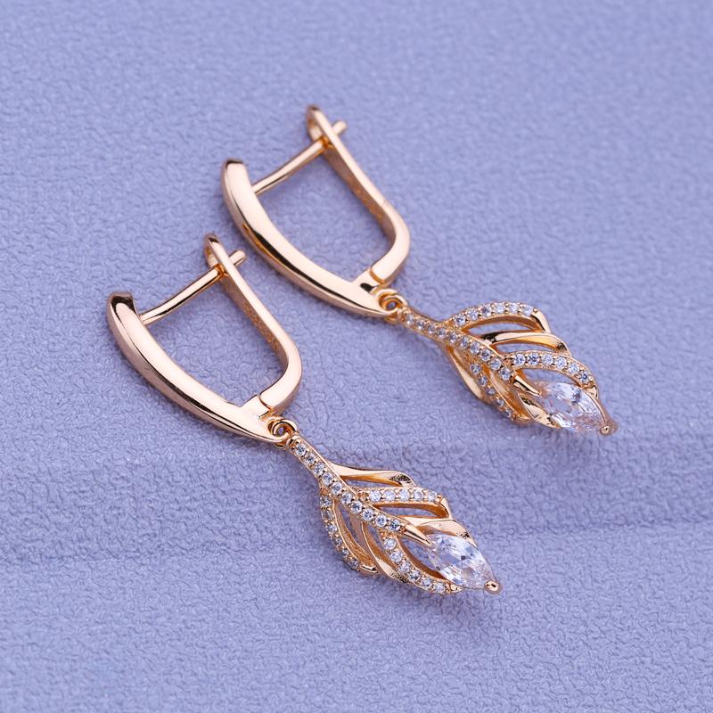 Orecchini a Clip Piuma Come se Orecchini Trendy Color Oro Rosa Matrimonio Gioielli Moda Quotidiana Zirconia Cubica Orecchini Geometria Per Donne Orecchini Geometria Sposa