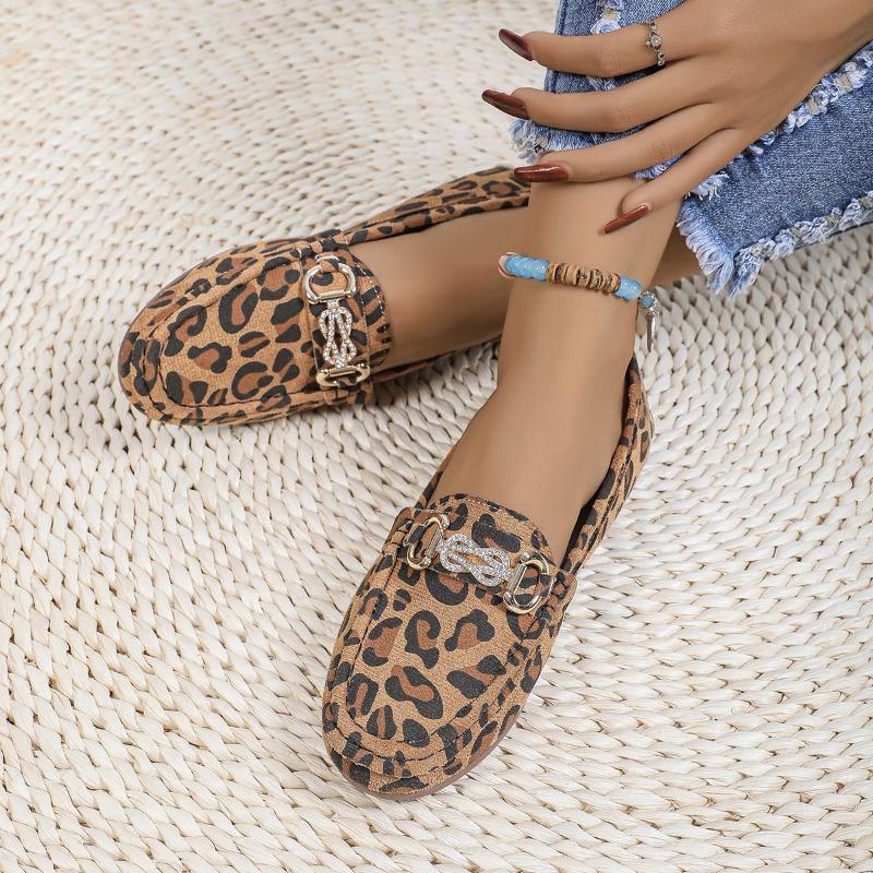 Fashion Fall New Loafers Vintage Round Toe Deep Mouth Leopard Rhinestone Metal Buckle Soft Sole Non-Slip Plus Size Flats