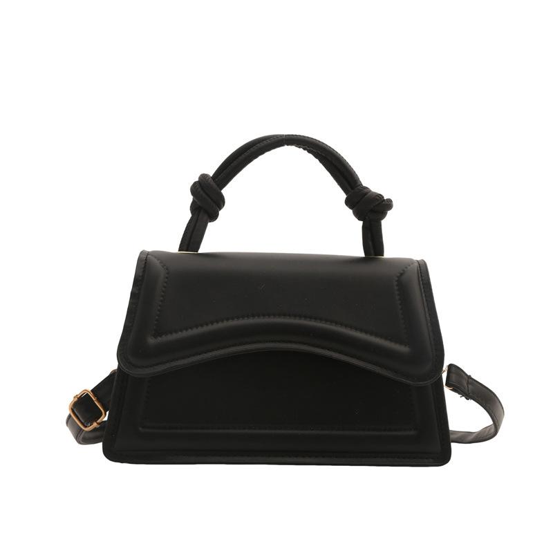 

Маленькая свежая и простая маленькая квадратная сумка 2024 года, весна-лето, новая женская сумка, модная сумка через плечо, однотонная текстура, портативная косая сумка чёрный