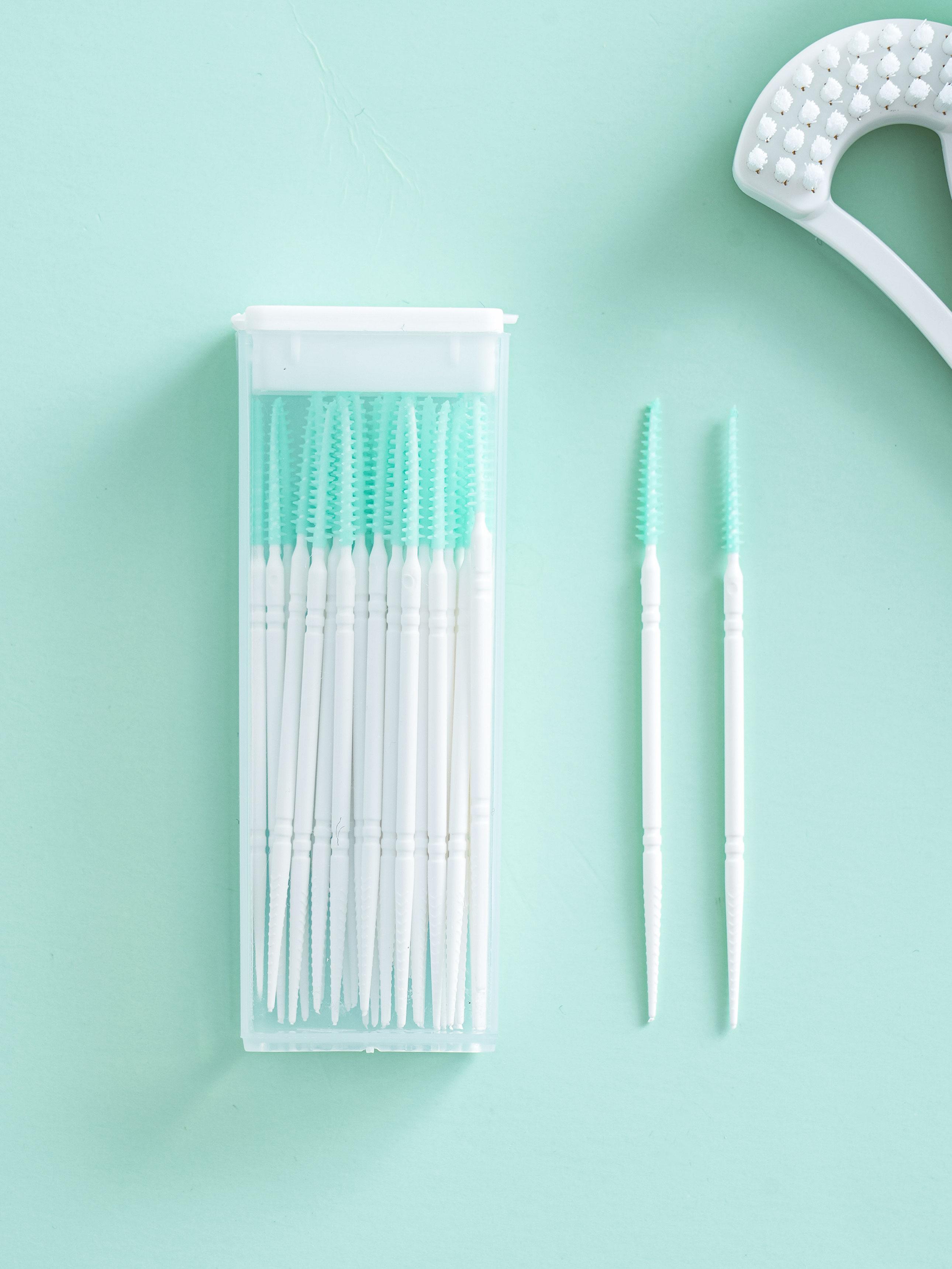 Double-Sided Interdental Toothpick Brushes, 40-Pack 1ea