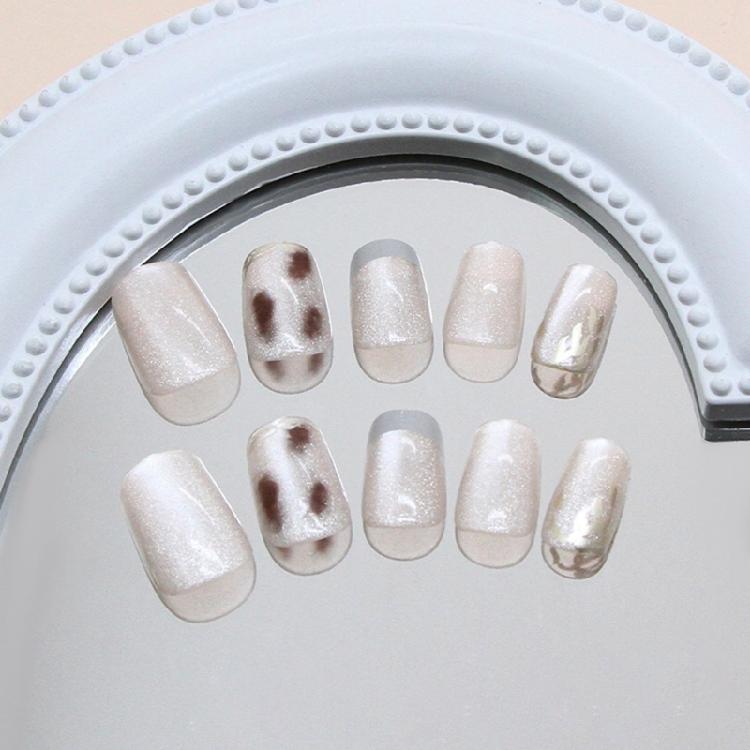 30 Pcs Elegant False Nail Glittering Press On Nail French Tip Acrylic Nail Cats Eye Stick on Nail for Party