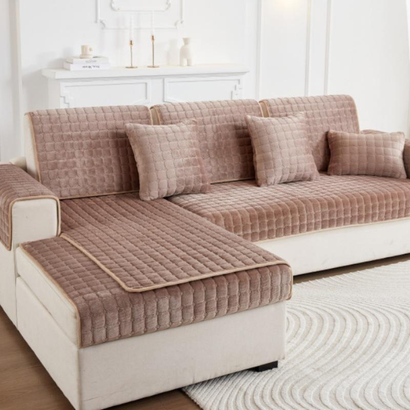 Thickened Plush Sofa Cushion Non-Slip Seat Cushion Autumn And Winter Flannel Warm Sofa Cover Towel  Labeling