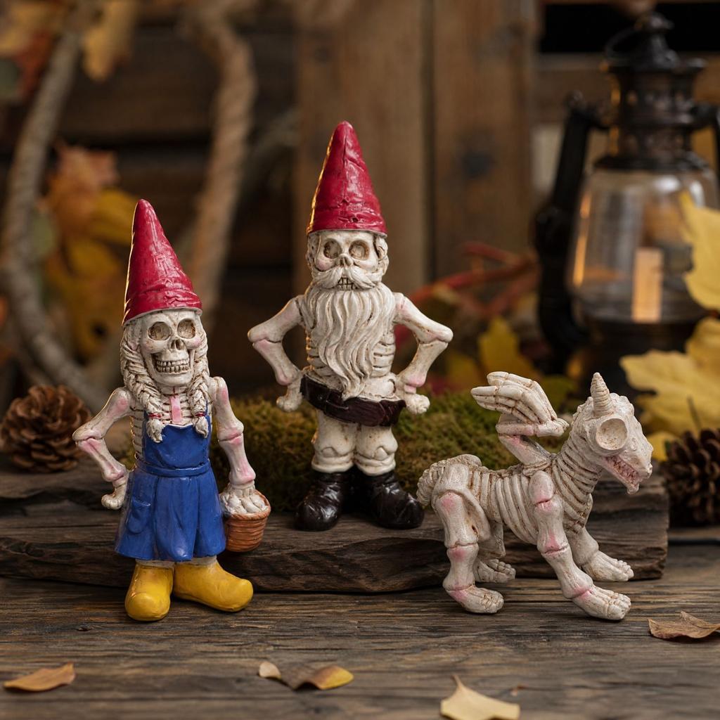 Skeleton Couple with Dog Resin Statue Halloween Yard Ornament Outdoor Decor