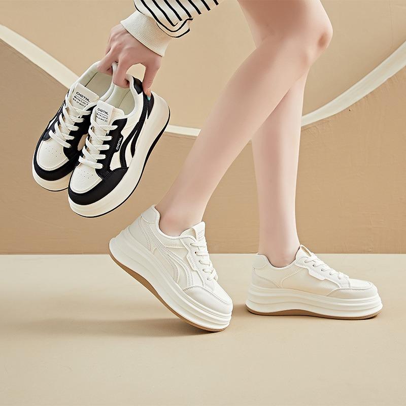 Board shoes women's new autumn with skirts versatile little white shoes thick sole heightening sports shoes niche