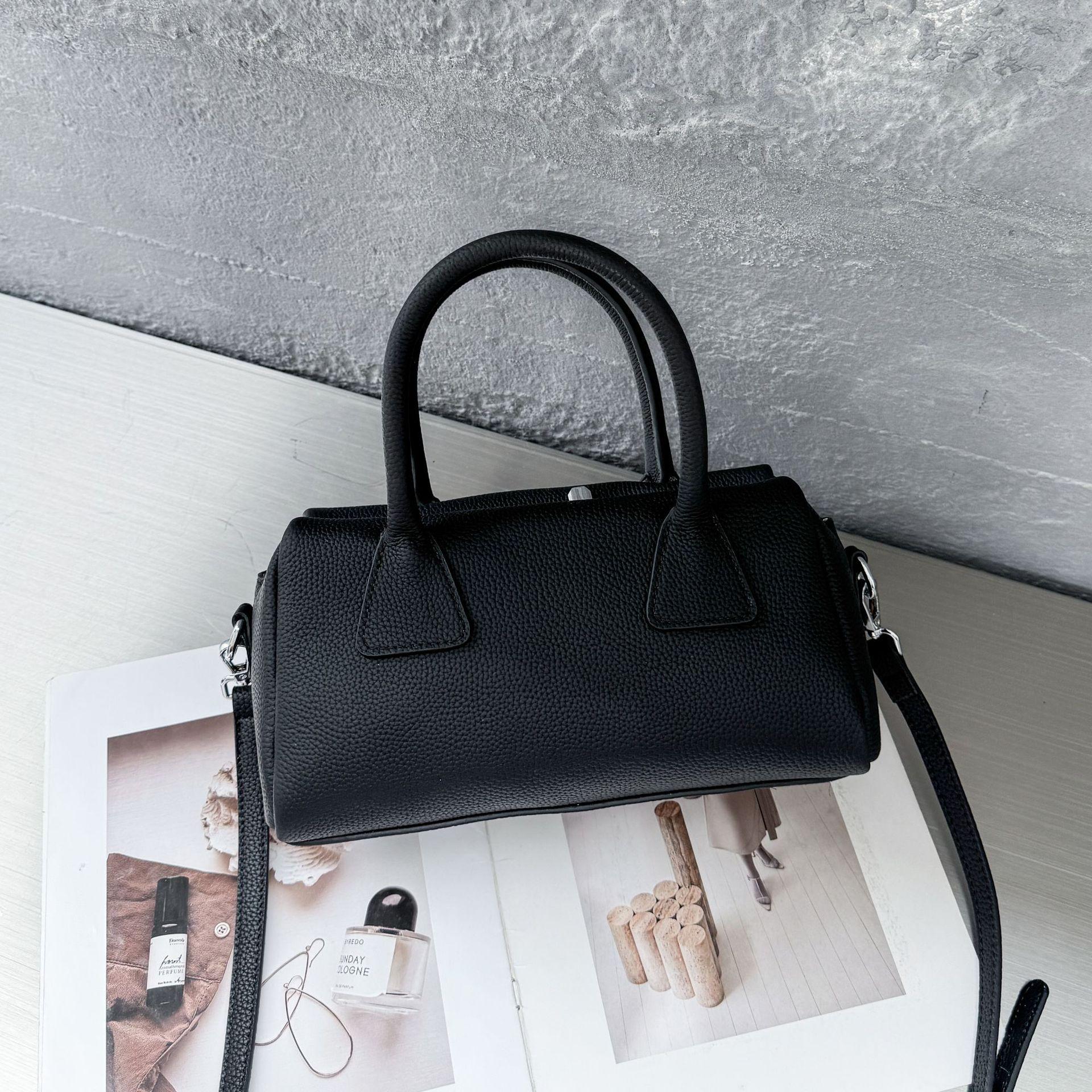 

Женская сумка через плечо из коровьей кожи, вместительная, модная, простая и практичная, с несколькими отделениями, из мягкой кожи чёрный