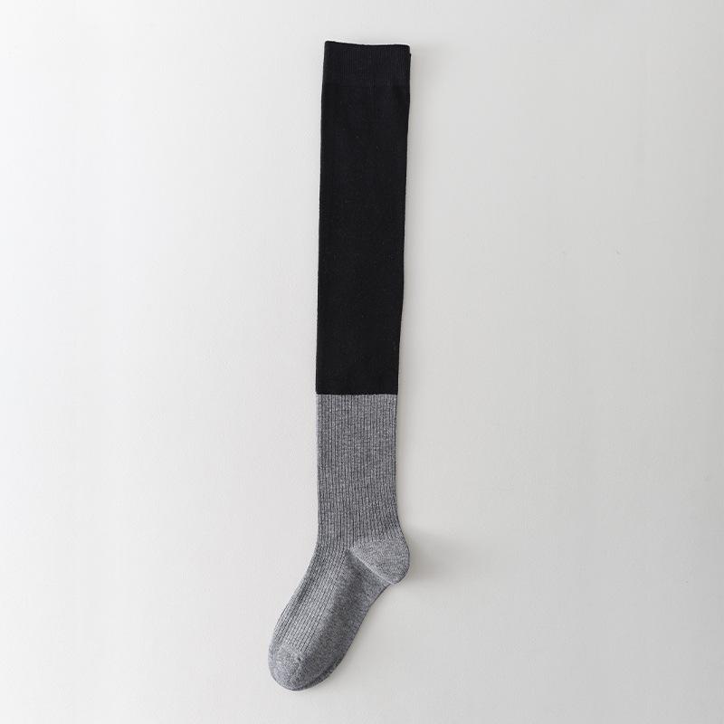 

Женские чулки выше колена для осени и зимы, черно-серые лоскутные гольфы до икр в сочетании с лоферами и гольфами до колена 1 pair чёрный