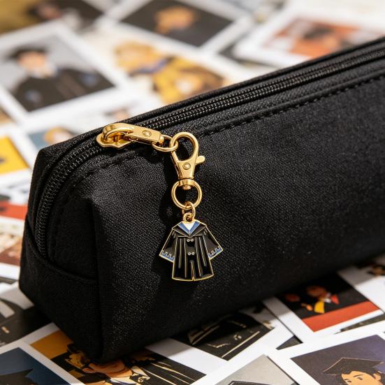 Graduation Keychain Pendant Easy to Install Graduation Day Gift Keyring with Lobster Clasp Design Graduation Souvenir Accessory