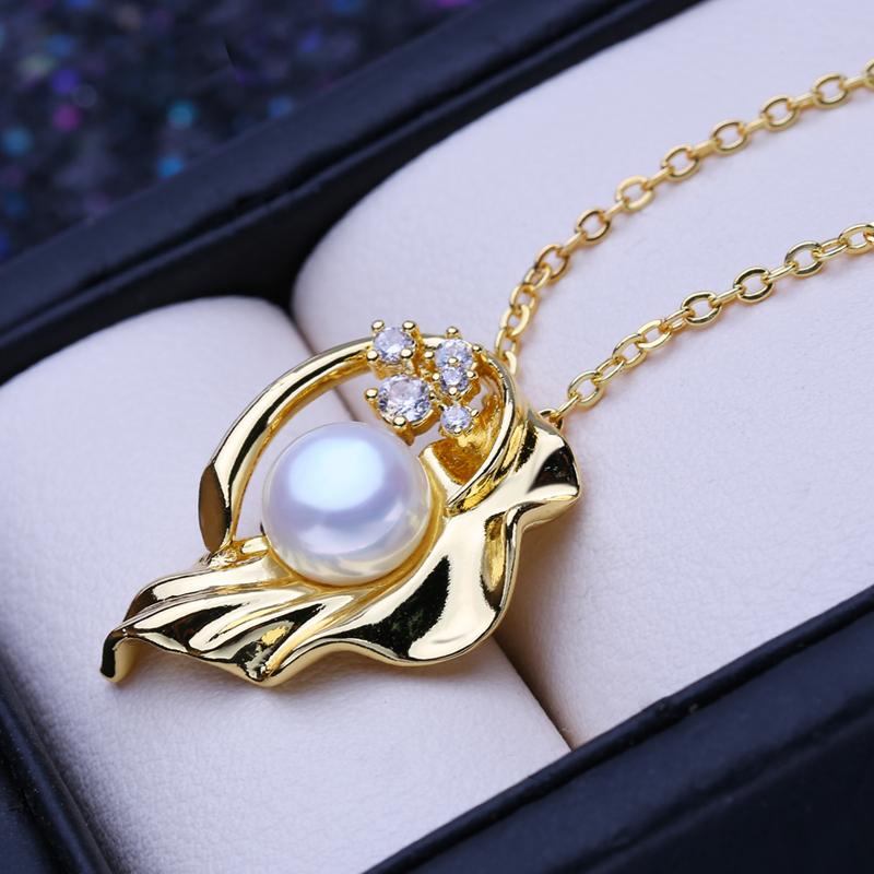 LSOOYH Natural Freshwater Pearl Jewelry CZ Necklaces For Women Bohemian Flower Pendant Wedding Gift