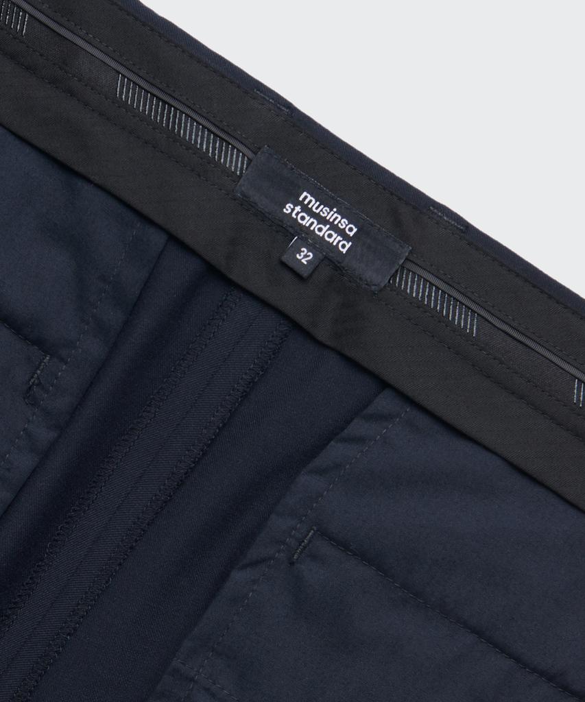 MUSINSA STANDARD Tapered Hidden Banding Crop Slacks [Navy]