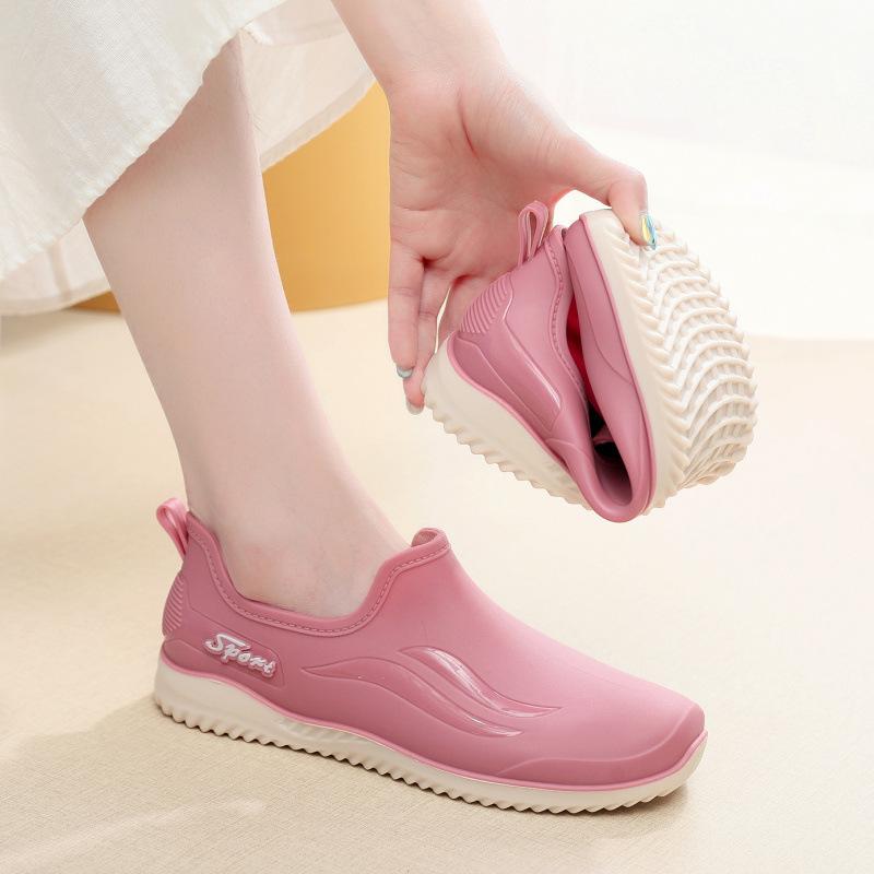 European and American Shallow Mouth Rain Shoes Female Internet Celebrity Fashion Low-top Short Tube Non-slip Waterproof Shoes Kitchen Work Rubber Shoe