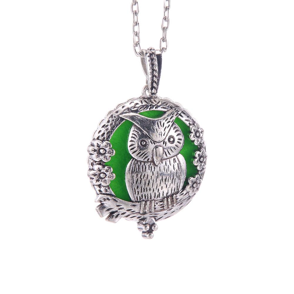 Aromatherapy Necklace Tree of Life Diffuser Jewelry Vintage Open Locket Pendant Essential Oil Perfume Aroma Diffuser Necklace