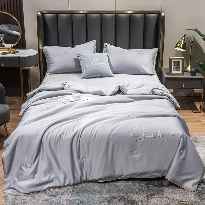 

2025 Luxury European Style Ice Silk Summer Quilt Set High-end Embroidered Cooling Blanket 1 Pcs Sets Air Conditioning Comforter only 2pcs pillowcase