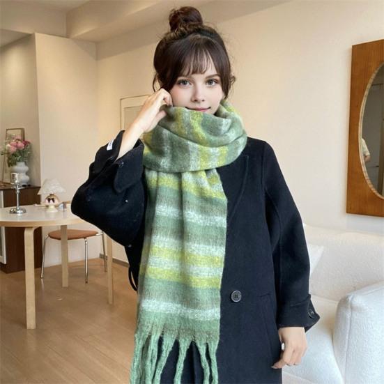 Women Scarf Plaid Pattern Cashmere Feel Plush Scarf with Tassel Decoration Travel Sweater Coat Accessory