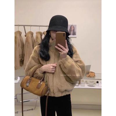 2025 Autumn/Winter Women's Lambswool Stand Collar Plush Coat - Short, Thickened, Loose Fit