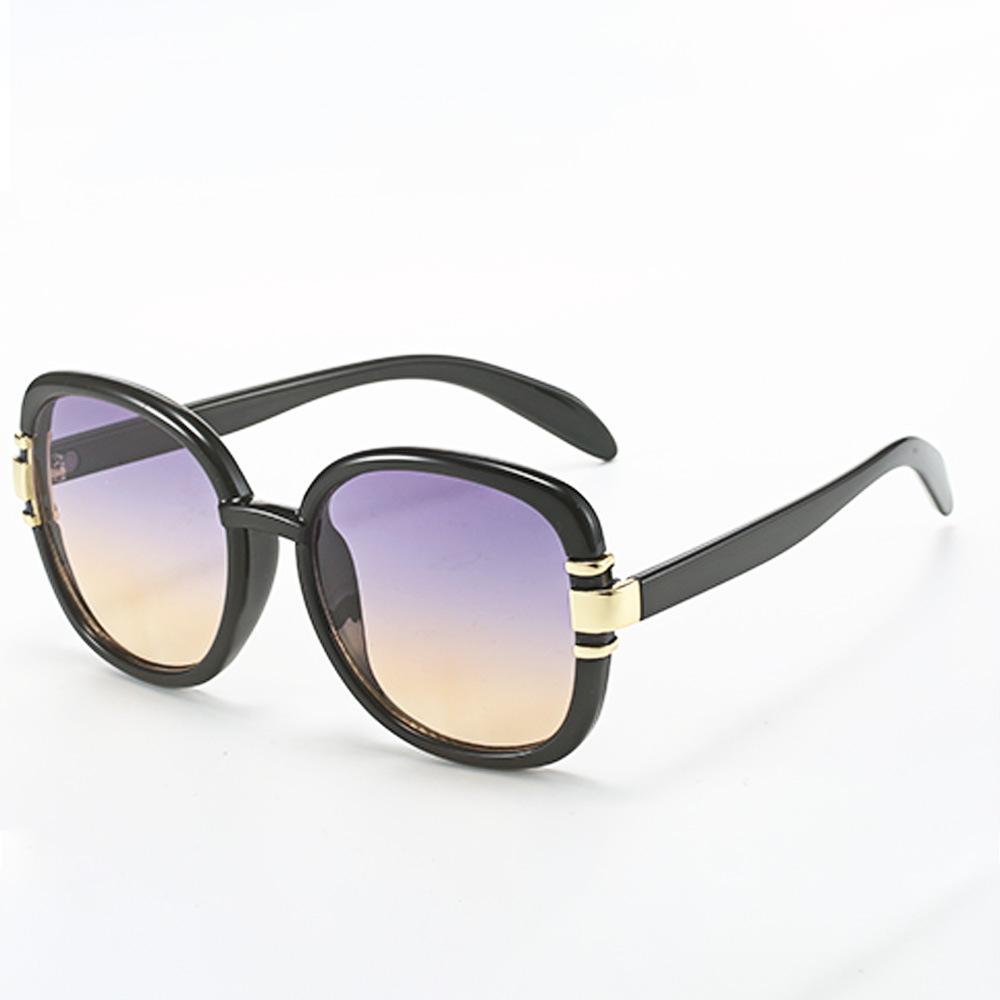 Fashion Purple Gradient Woman Sunglasses New Brand Designer Unisex Square Shades Plastic Frame Vintage Female Sunglasses