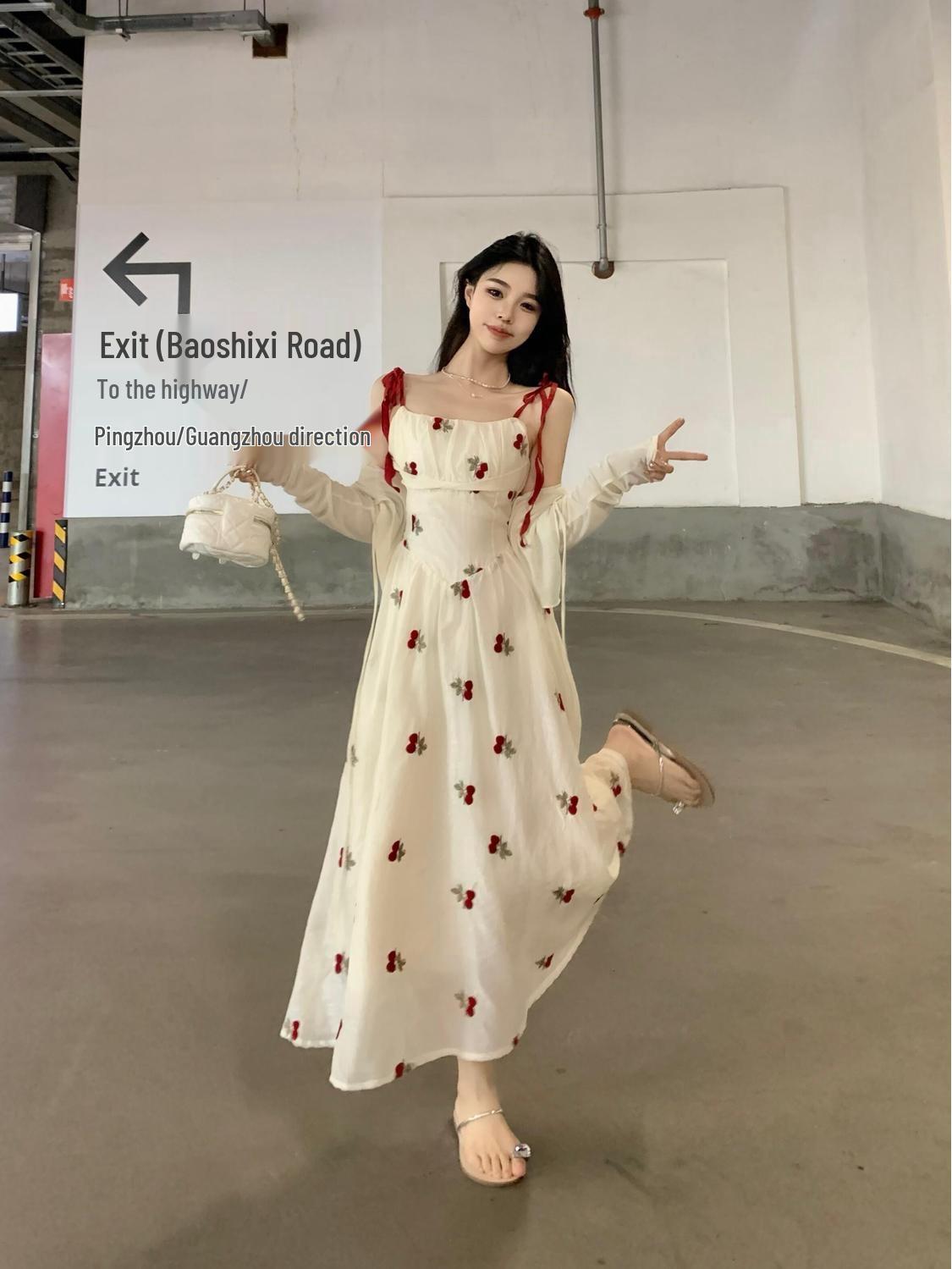 

Женский летний сарафан: Сладкий сказочный стиль во французском духе с дизайном подтяжек в стиле свежего леса. Идеально для нежного праздничного чаепития. S