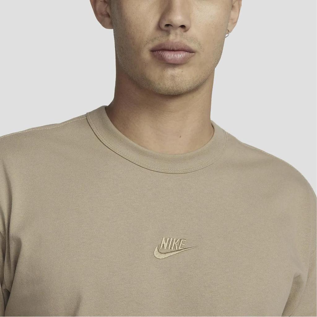 Nike Sportswear T Shirt Men's Khaki (Unisex) T-Shirts DO7393 247