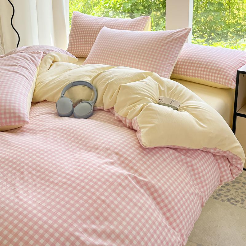 3pcs Simple, soft and skin-friendly duvet cover 3-piece set (1 duvet cover +2 pillowcases) (without core)Striped checkered