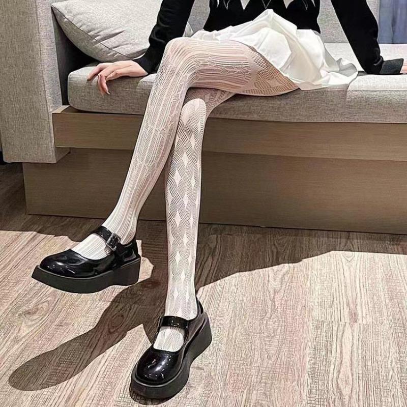 

Новые колготки женские аниме колготки Лолита узор сетчатые чулки сексуальные Харадзюку чулочные изделия нейлон женские Лолита JK стиль колготки one size чёрный