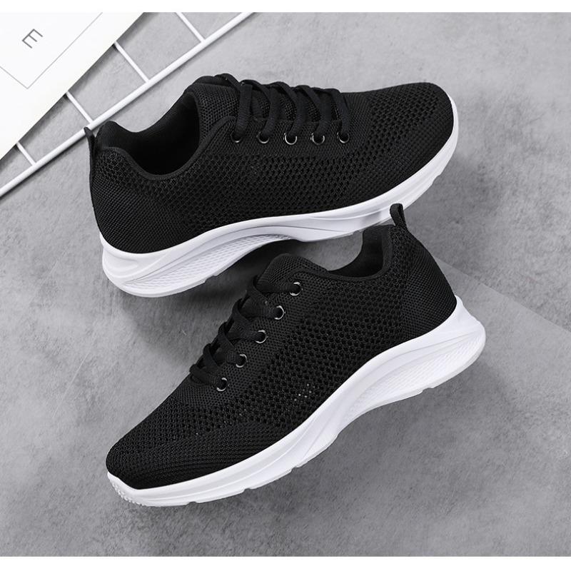 Fashion and Lightweight Summer New Mesh Breathable Running Shoes