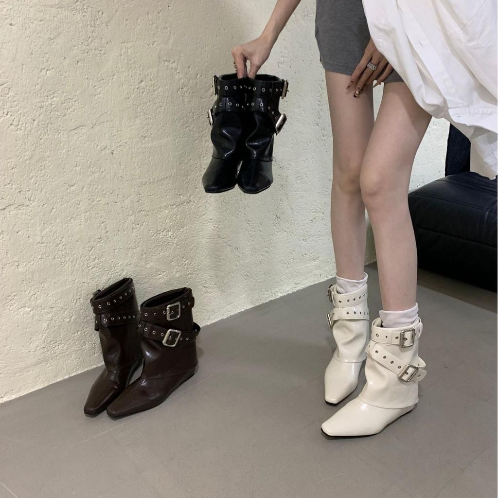 2025 autumn and winter new round head inner slope heel belt buckle low tube thin fashion Martin western women's short boots