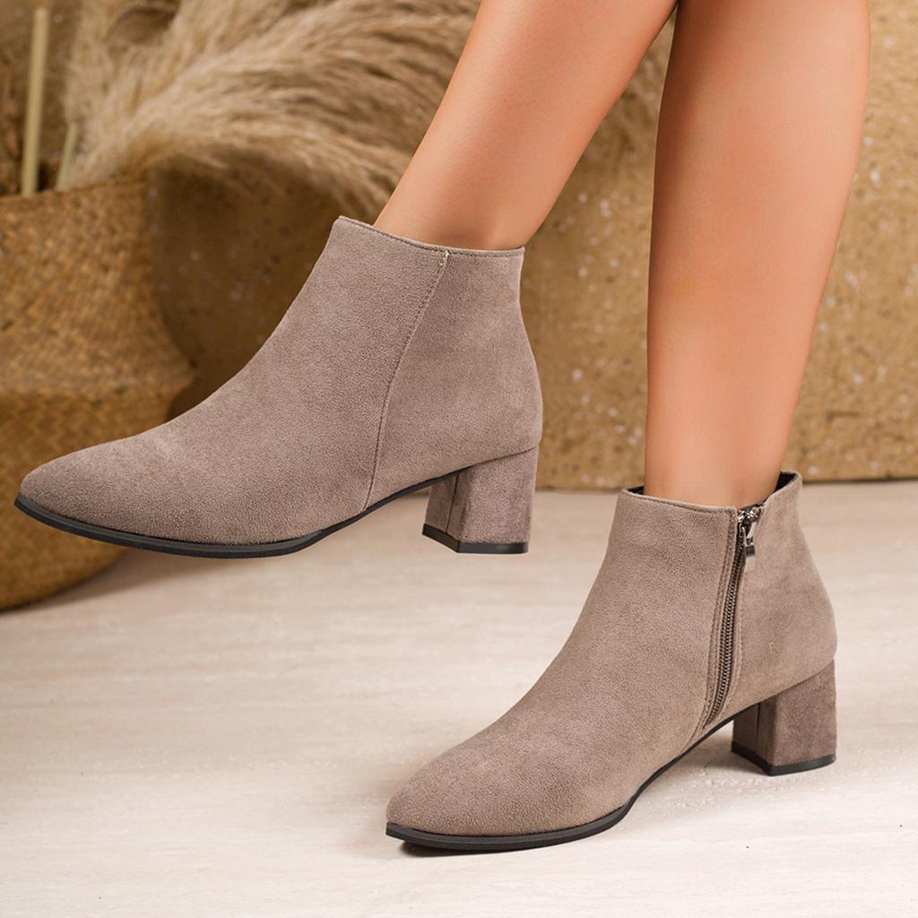2025 Autumn and Winter New European and American Foreign Trade Large Size Pointed High Heel Thick Heel Side Zipper Suede Martin Boots Women