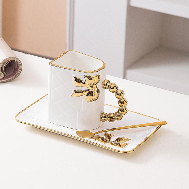 

Creative light luxury ceramic mug bag bow coffee cup saucer set British afternoon tea gift water cup 330ml