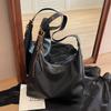 Large-capacity simple bag women's new trendy fashion high-end shoulder bag casual commuter tote bag