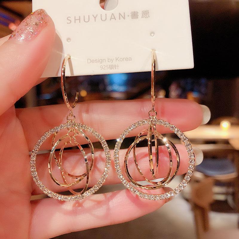New Fashion Trend Geometric Gold Color Hoop Earrings Ladies Simple Round Hollow Pendant Open Earrings Fashion Jewelry Gift 